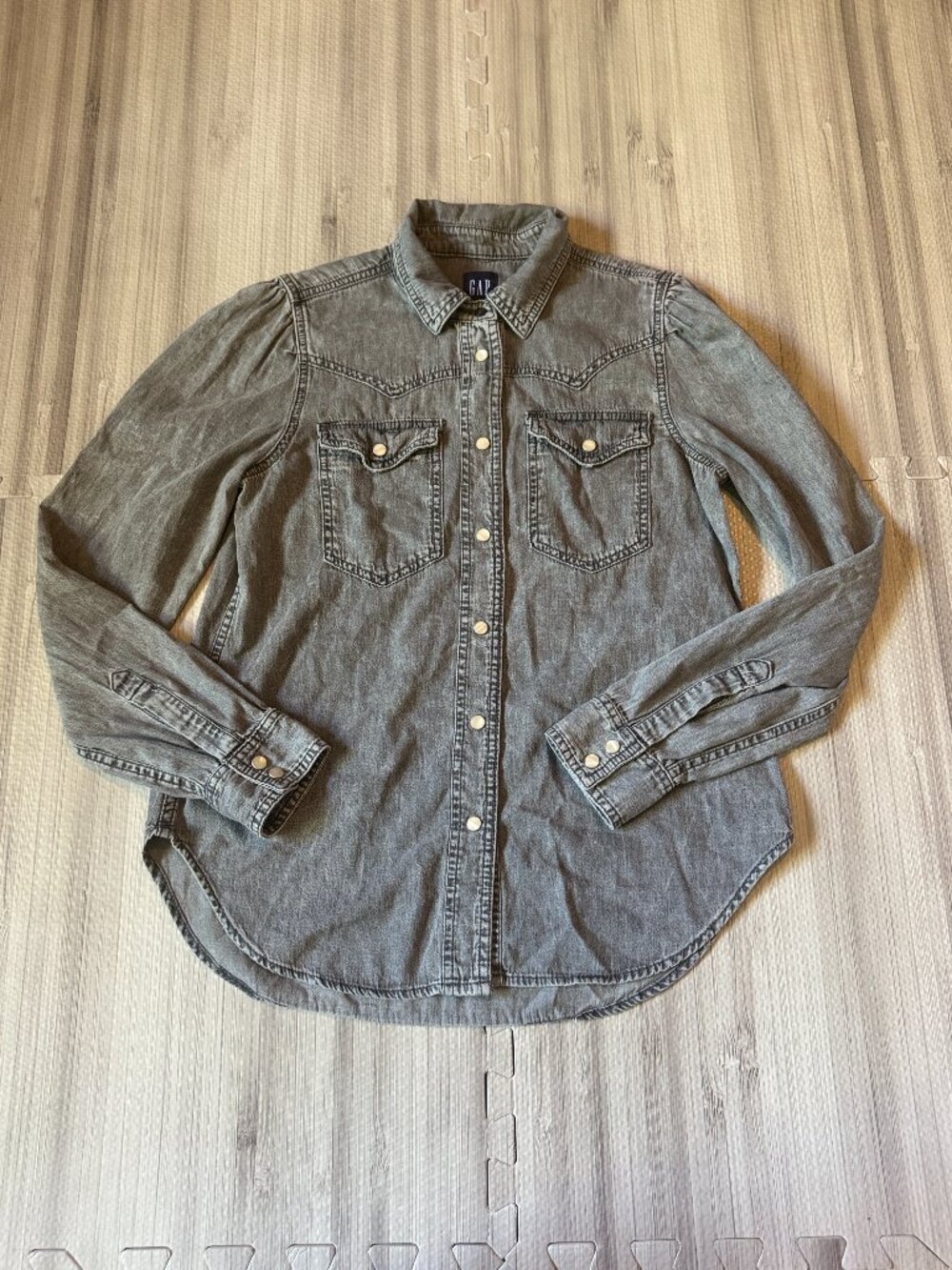 Gap Women's Gray Denim Western Shirt